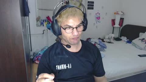 Calvinjohnlad online show from 03/08/25, 07:09