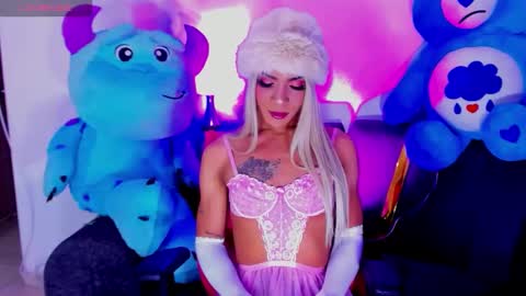 camelyharrper1 online show from 10/12/25, 04:00