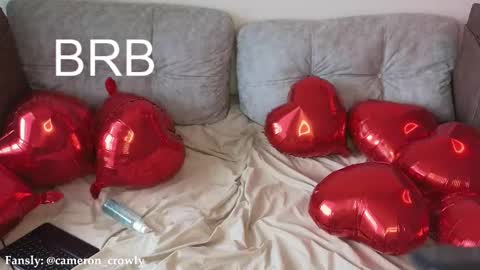 Snapshot of cameron_crowly chatting on 02/14/25, 10:28 Cameron online show from 02/14/25, 10:28