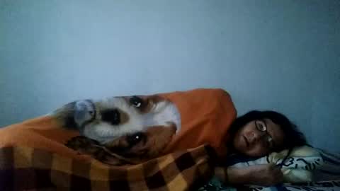 Snapshot of cameron_puppy chatting on 02/05/25, 11:34 Mara Catalina Romero Ordez online show from 02/05/25, 11:34