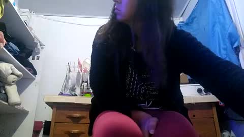 Snapshot of cameron_puppy chatting on 03/01/25, 06:57 Mara Catalina Romero Ordez online show from 03/01/25, 06:57