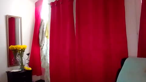 Snapshot of cameron_puppy chatting on 09/18/25, 04:09 Mara Catalina Romero Ordez online show from 09/18/25, 04:09