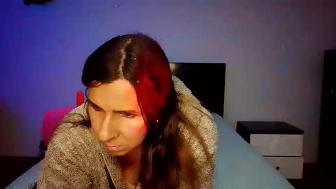Snapshot of cameron_puppy chatting on 09/28/25, 11:54 Mara Catalina Romero Ordez online show from 09/28/25, 11:54