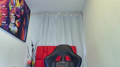 Snapshot of cami_roos07 chatting on 10/12/25, 01:21 Cami online show from 10/12/25, 01:21
