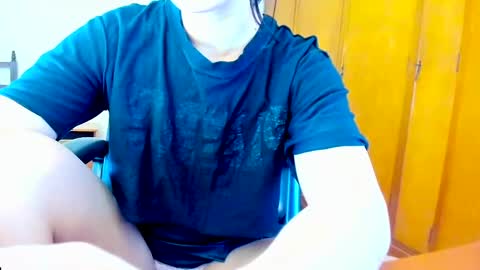 Snapshot of camila_berk chatting on 02/10/25, 08:42 Cami online show from 02/10/25, 08:42