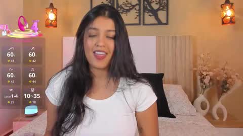 camila_bustamante_ online show from 10/08/25, 08:39