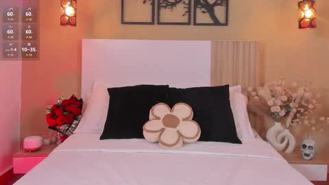 camila_bustamante_ online show from 10/18/25, 03:57