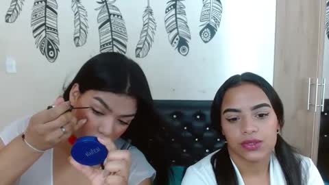 camila_meza online show from 01/25/25, 01:41
