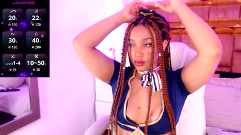 Camila Mishima online show from 10/17/25, 11:46