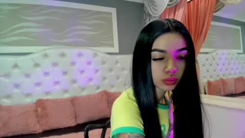 Snapshot of camila_ortiz__ chatting on 09/12/25, 08:09 Camila online show from 09/12/25, 08:09