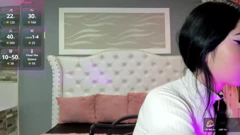 Snapshot of camila_ortiz__ chatting on 09/26/25, 07:51 Camila online show from 09/26/25, 07:51