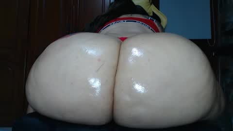 Snapshot of camila_rosess chatting on 01/16/25, 01:37 valentinaEpic way Ive been fucked 1515 online show from 01/16/25, 01:37