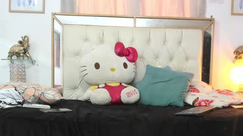 camila_sex_latina online show from 12/07/24, 06:59