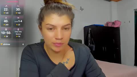 Snapshot of camila_tailor chatting on 12/02/24, 07:27 Camila online show from 12/02/24, 07:27