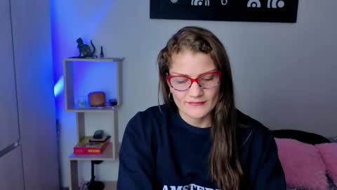 Camila ventura online show from 11/10/25, 07:57