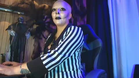 Snapshot of camilaachain chatting on 10/31/25, 06:47 online show from 10/31/25, 06:47