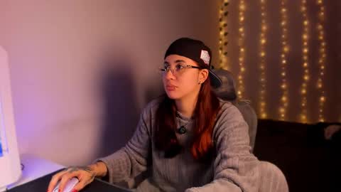 CAMILAA LEE  online show from 10/28/25, 02:37