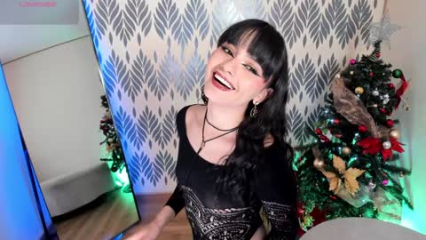 Snapshot of camilaandrade_ chatting on 12/30/24, 11:15 Cami online show from 12/30/24, 11:15