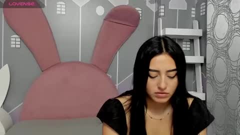 Snapshot of camilahunter__ chatting on 02/19/25, 03:28 Camila online show from 02/19/25, 03:28