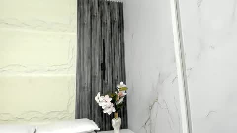 Camila  online show from 10/18/25, 12:06