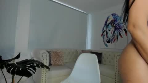 Snapshot of camilamanzurr chatting on 01/20/25, 10:59 camila manzur online show from 01/20/25, 10:59