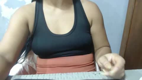 Snapshot of camilasex468 chatting on 11/02/25, 02:41 camilasex468 online show from 11/02/25, 02:41