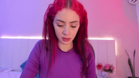 C A M I L L E N    Help me get to the top online show from 11/07/25, 10:43