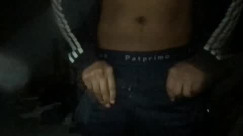 camilo_a_col online show from 11/27/25, 05:31