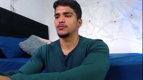 Snapshot of camilo_contre21 chatting on 10/23/25, 07:23 camilo_contre21 online show from 10/23/25, 07:23