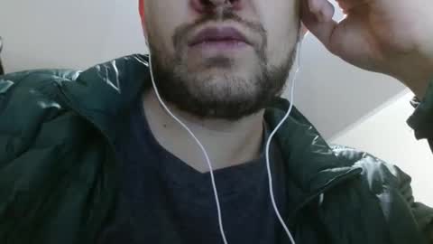 Snapshot of camiloking17 chatting on 01/28/25, 02:53 camilo online show from 01/28/25, 02:53