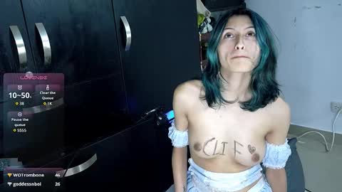 Snapshot of camilonrilli chatting on 10/17/25, 02:37 Cami online show from 10/17/25, 02:37