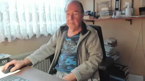 Cammee online show from 02/08/25, 08:42