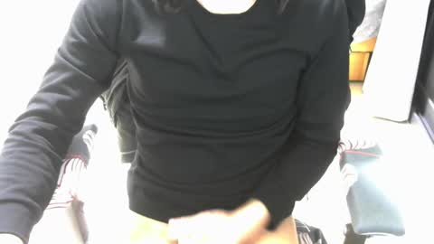 Snapshot of canboner33 chatting on 02/23/25, 06:12 Jerry online show from 02/23/25, 06:12