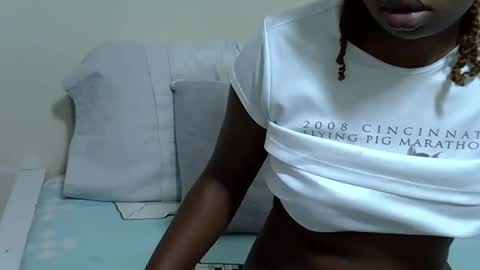 Snapshot of candiemaya chatting on 10/11/25, 07:40 candiemaya online show from 10/11/25, 07:40