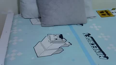 Snapshot of candiemaya chatting on 10/12/25, 08:02 candiemaya online show from 10/12/25, 08:02