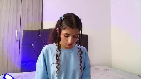 Snapshot of candy_blissx chatting on 09/13/25, 12:05 candy_blissx online show from 09/13/25, 12:05