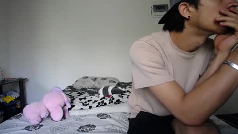 Candy  Grey online show from 11/18/25, 01:37