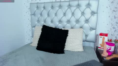 Snapshot of candy_mery chatting on 12/12/24, 10:42 candy mery online show from 12/12/24, 10:42