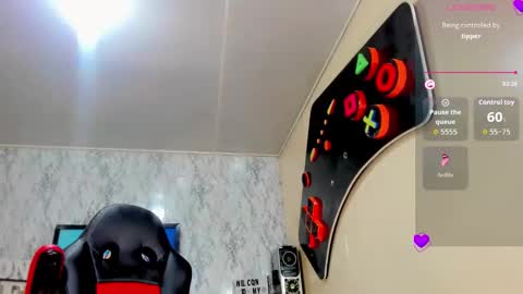 candy_walker__ online show from 11/11/25, 07:58