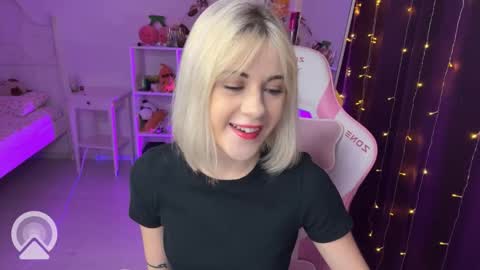 Snapshot of candyhannah chatting on 09/09/25, 07:02 You can call me HH online show from 09/09/25, 07:02