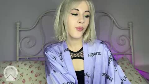 Snapshot of candyhannah chatting on 09/24/25, 05:27 You can call me HH online show from 09/24/25, 05:27