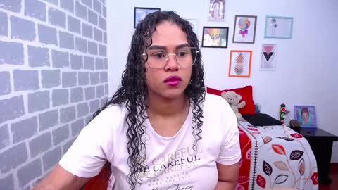 Snapshot of candyhot_sex chatting on 01/06/25, 07:56 Karen online show from 01/06/25, 07:56