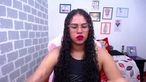 Snapshot of candyhot_sex chatting on 01/13/25, 06:16 Karen online show from 01/13/25, 06:16