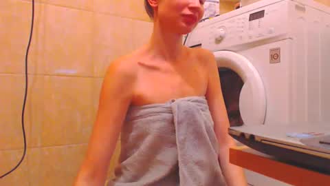 Snapshot of candyjesx chatting on 12/09/24, 06:14 CANDYJESx online show from 12/09/24, 06:14