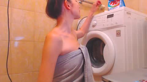 Snapshot of candyjesx chatting on 12/29/24, 08:22 CANDYJESx online show from 12/29/24, 08:22