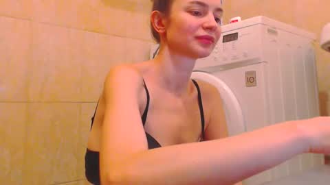 Snapshot of candyjesx chatting on 01/06/25, 12:46 CANDYJESx online show from 01/06/25, 12:46