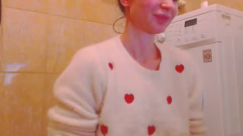 Snapshot of candyjesx chatting on 01/13/25, 05:33 CANDYJESx online show from 01/13/25, 05:33