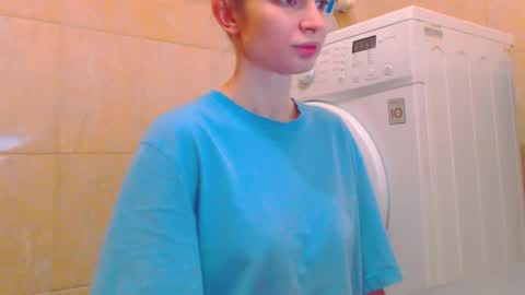 Snapshot of candyjesx chatting on 01/15/25, 12:25 CANDYJESx online show from 01/15/25, 12:25