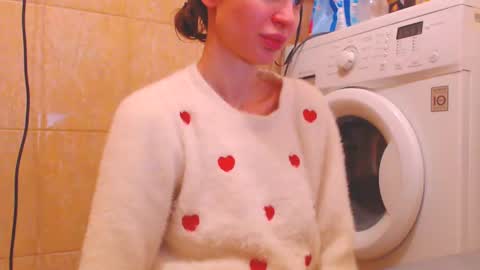 Snapshot of candyjesx chatting on 01/28/25, 05:14 CANDYJESx online show from 01/28/25, 05:14