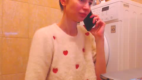 Snapshot of candyjesx chatting on 02/07/25, 09:37 CANDYJESx online show from 02/07/25, 09:37